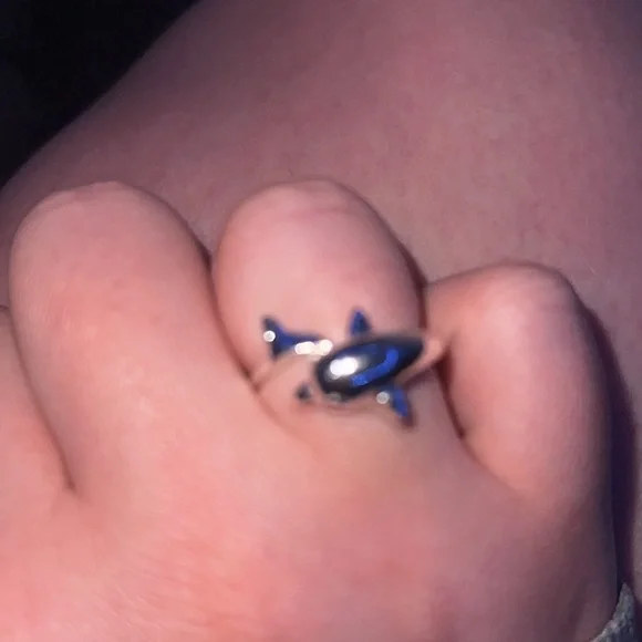 Dolphin ring - Picture 2 of 2